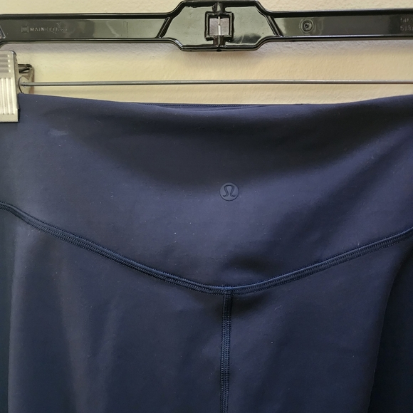 ๐๐ปHOLD๐๐ป NWOT Lululemon Wunder Under SmoothCover High Rise Leggings - Picture 9 of 9